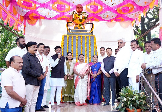 Pimpri-Chinchwad Pays Tribute to Dr. B.R. Ambedkar; Mayor Urges Youth to Follow His Ideals