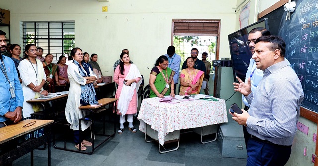 PCMC Commissioner Reviews Census Training, Pushes for Accuracy