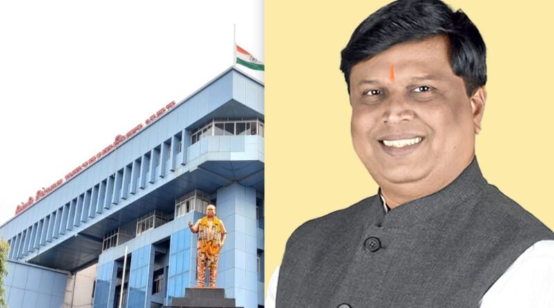 Illegal Cables on Poles Spark Safety Alarm in PCMC