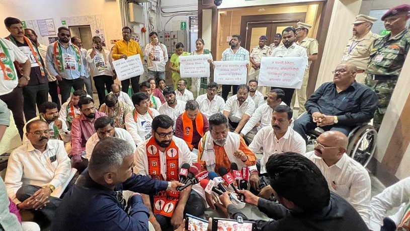 Shiv Sena (UBT) Stages Sit-in at PCMC Over Moshi Tragedy; Demands Culpable Homicide Case Against Officials