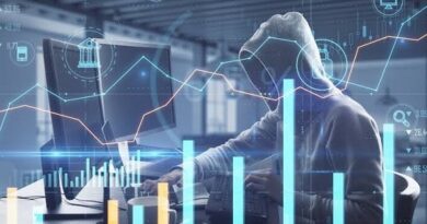 Bhosari Man Cheated of Rs. 32.30 Lakh in Stock Market Investment Fraud