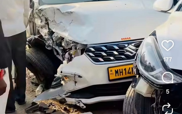 Speeding Ertiga Hits Three Vehicles on Marunji Road