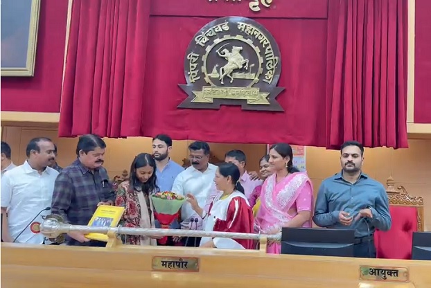 PCMC Honours Young Braveheart Aarya Kamble