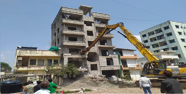 Seven Floors Up, PCMC Wakes Up