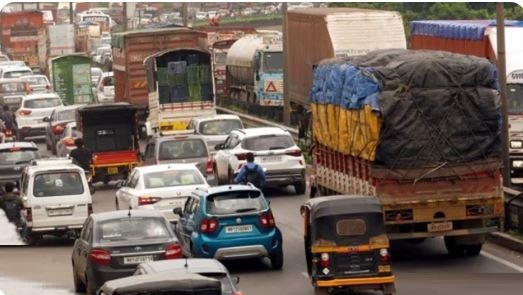 Heavy vehicles defy restrictions, choke PCMC roads