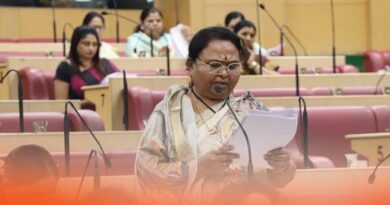 Anuradha Gorhe Seeks Nana Patekar’s Name for PCMC Hall